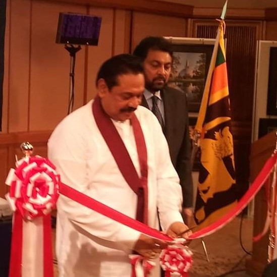 国外逃亡のスリランカ大統領、後任も同じ穴の狢か (株)アジアにじゅういち Asia21